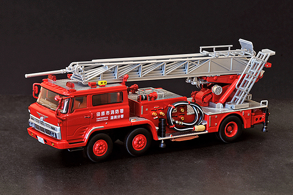 LV-N24a 日野TC343型はしご付き消防車 田原市消防本部 | 製品をさがす 