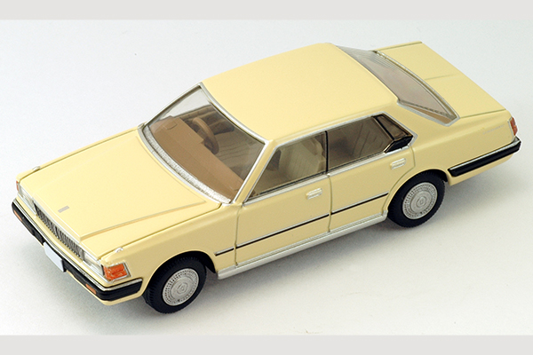 ファッション通販】 レパード 日産 KYOSHO 1986 816pcs ベージュ2 