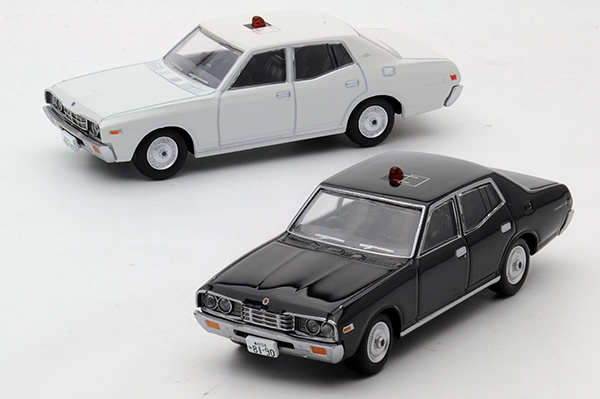 特捜最前線01 セドリック2000デラックス（黒） | 製品をさがす | tomica LIMITED VINTAGE TLV