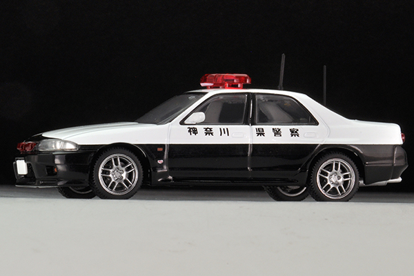 LV-N152a スカイライン GT-R パトロールカー（神奈川県警） | 製品を 