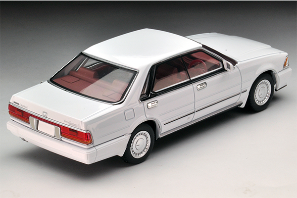 1/43 ハイストーリー 日産 セドリック 4ドア ハードトップ 1989