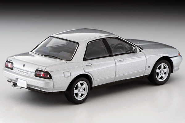 日本車の時代15 スカイライン GTS-t TypeM（銀） | 製品をさがす 