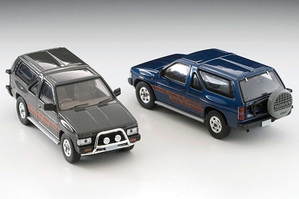 LV-N47a 日産テラノ R3m（赤） | 製品をさがす | tomica LIMITED