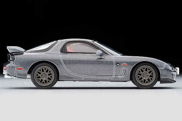 LV-N日本車の時代16 マツダ RX-7 SPIRIT R Type A 2002年式（グレー 