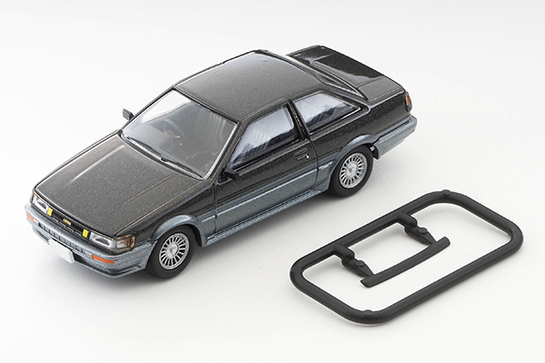 イグニッションモデル1/43トヨタ カロ－ラ レビン(AE86)3Door白/黒 